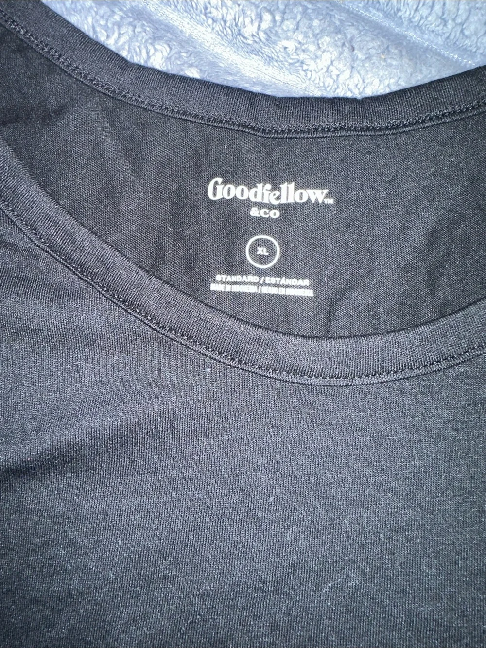Goodfellow & Co Black Short Sleeve Crew T-Shirt